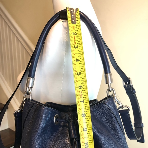 MARC JACOBS Navy Tumbled Leather Drawstring Bucket Bag Crossbody Shoulder Strap - Picture 11 of 16